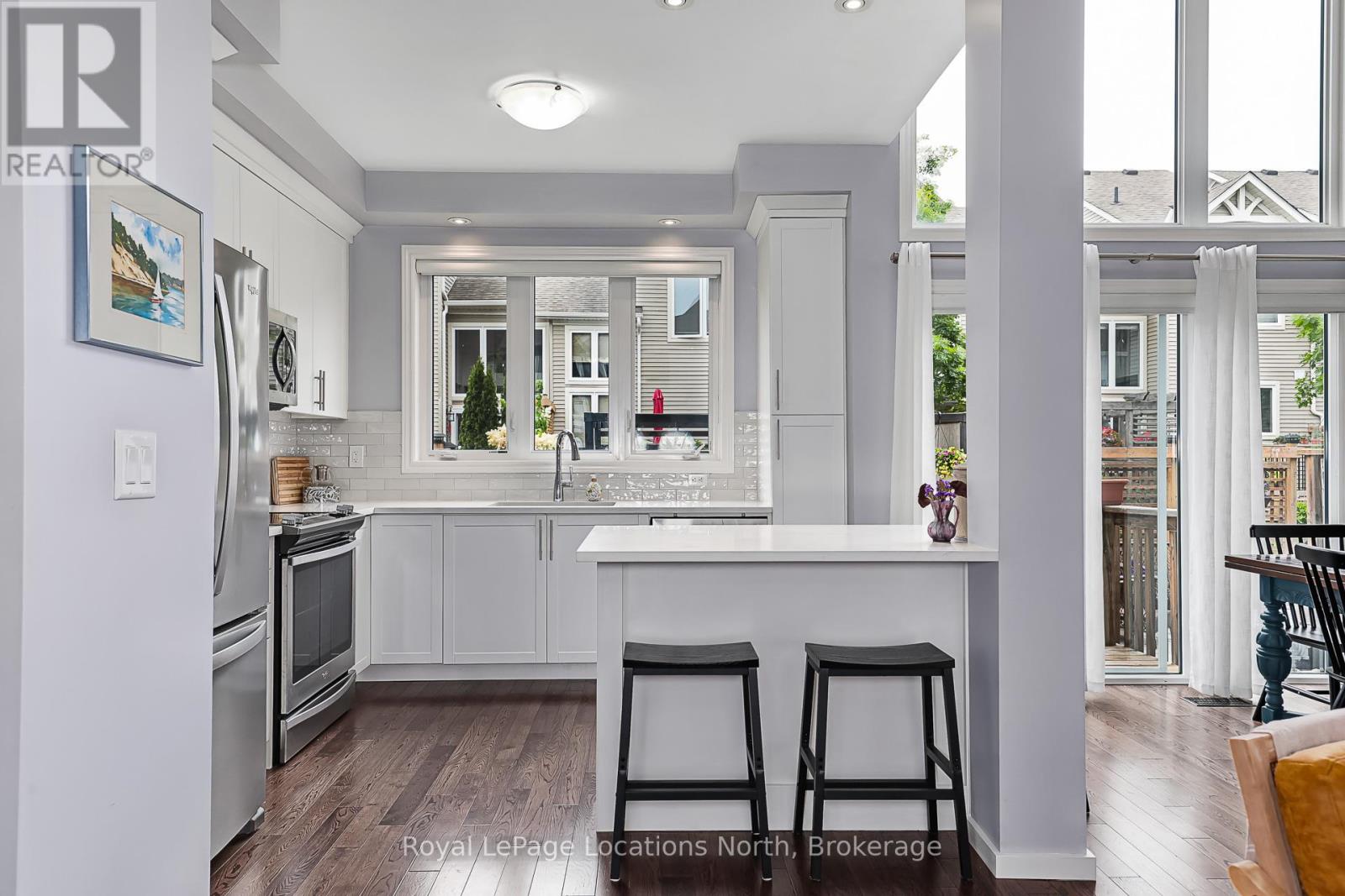16 GREAVES AVENUE - 11