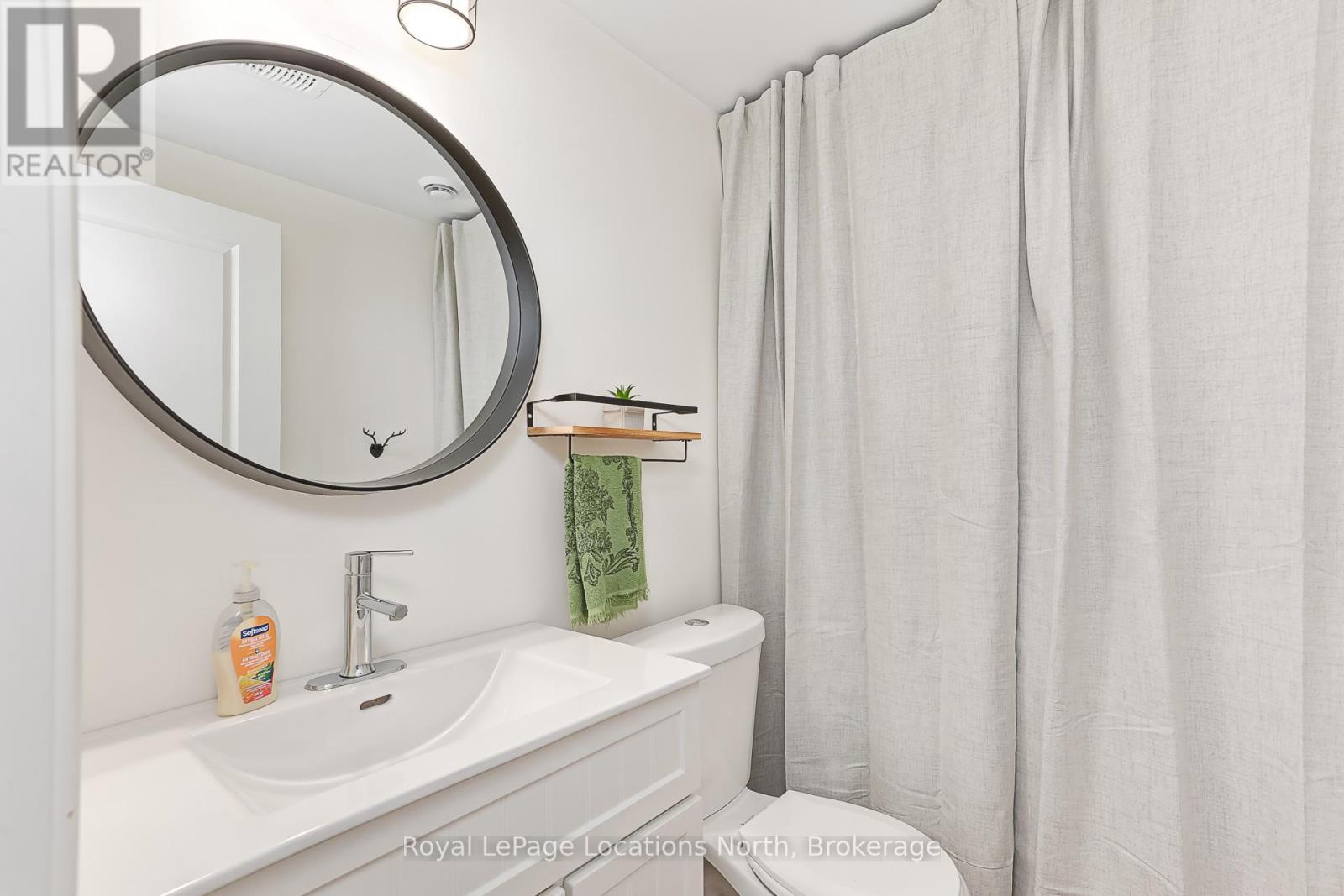 16 GREAVES AVENUE - 27