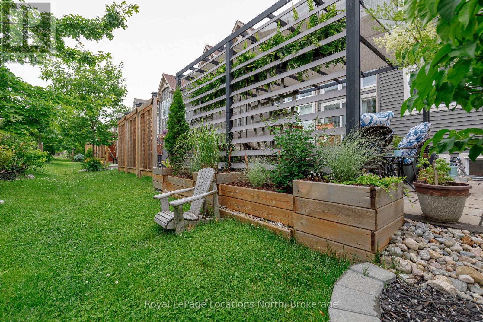 16 GREAVES AVENUE - 34