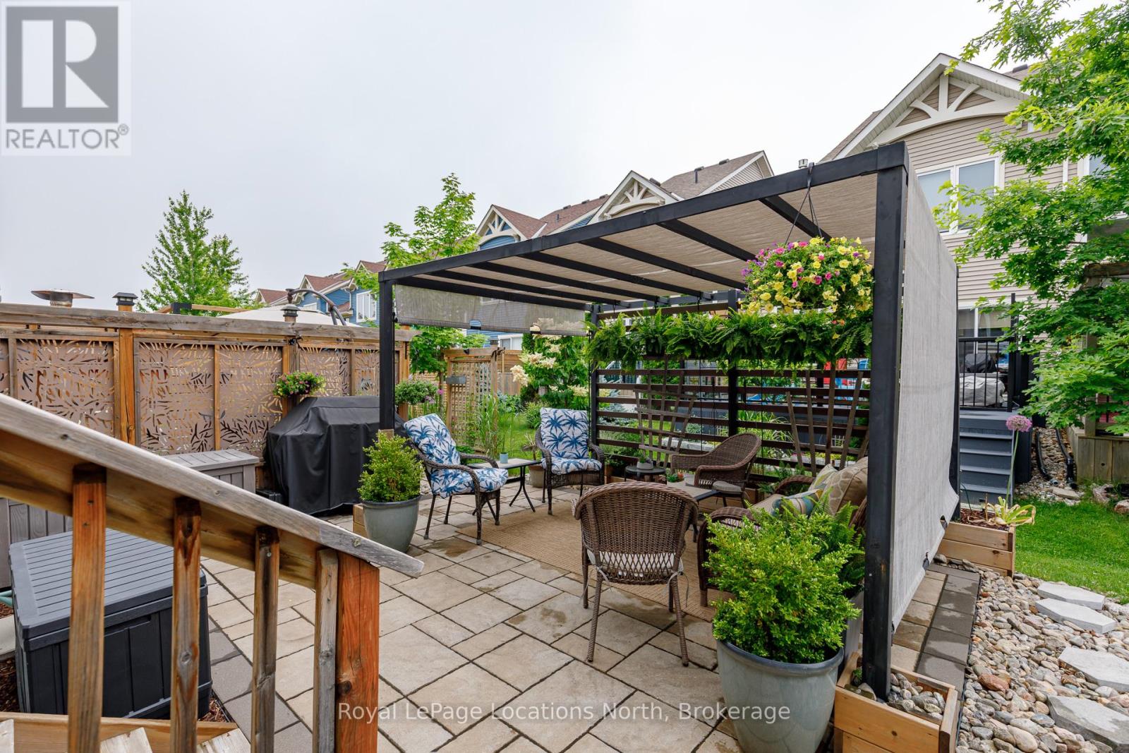 16 GREAVES AVENUE - 32