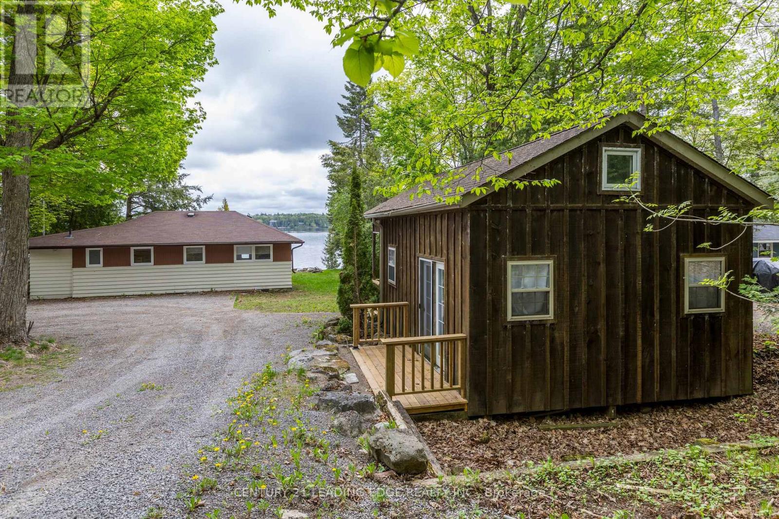 1963 WHITE LAKE ROAD W - 38