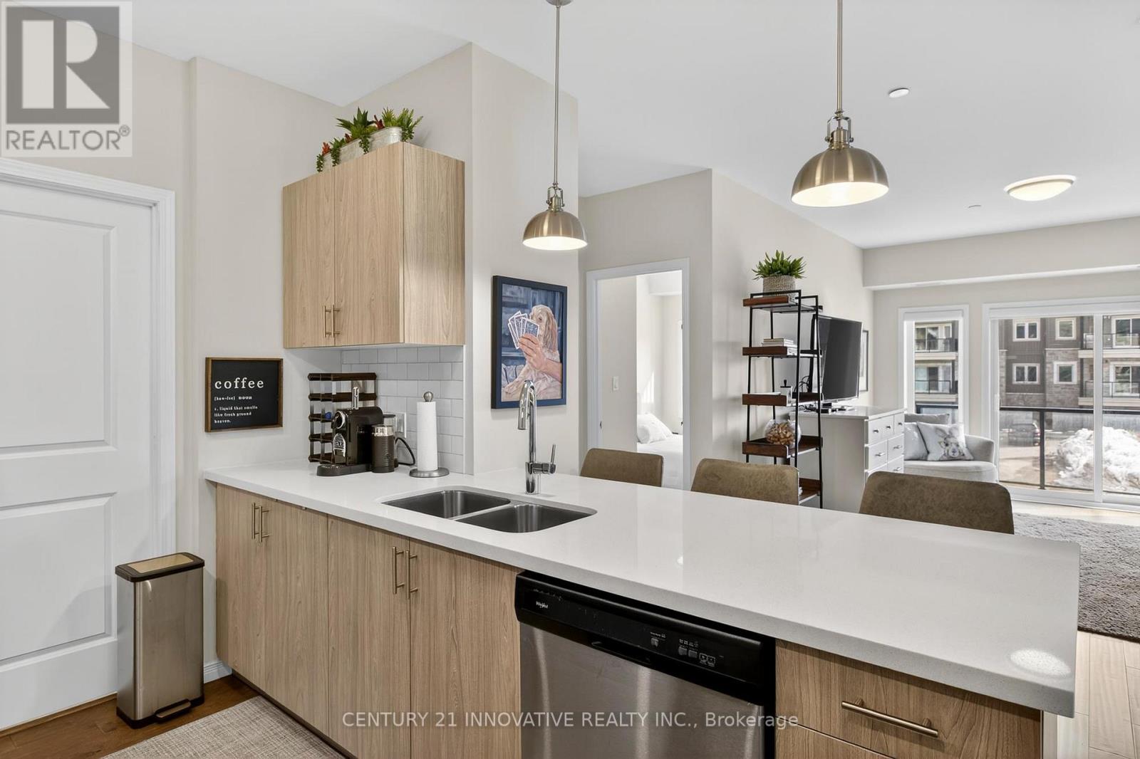 #210 340 FLORENCE DRIVE - 10