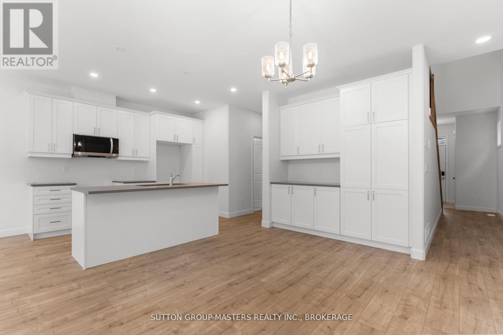 216 SUPERIOR DRIVE - 9