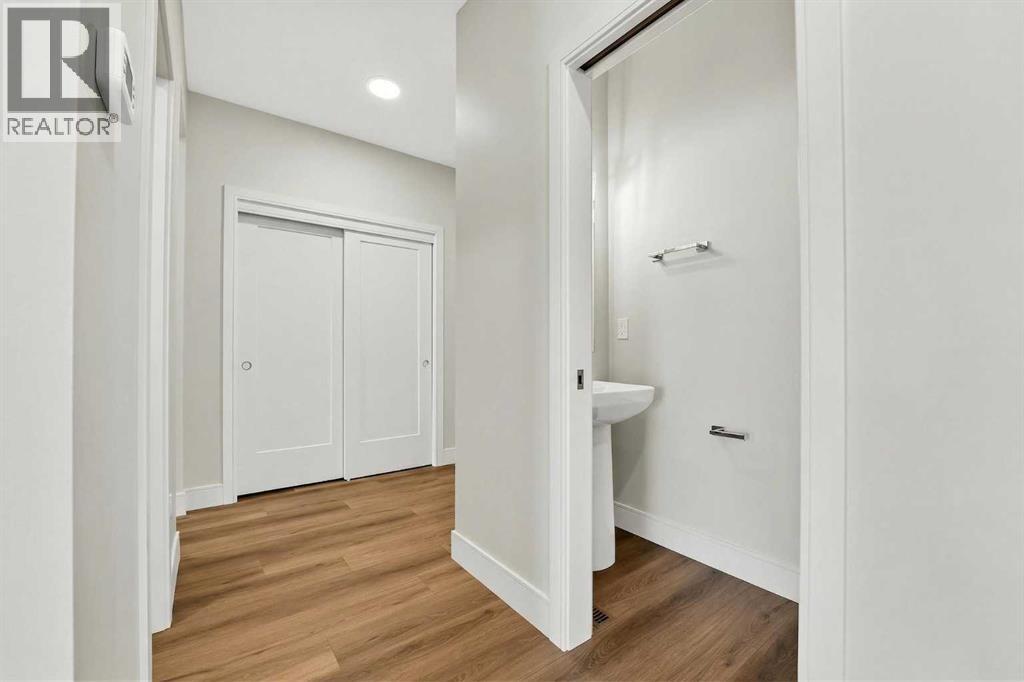 3109 44 Street S - 19