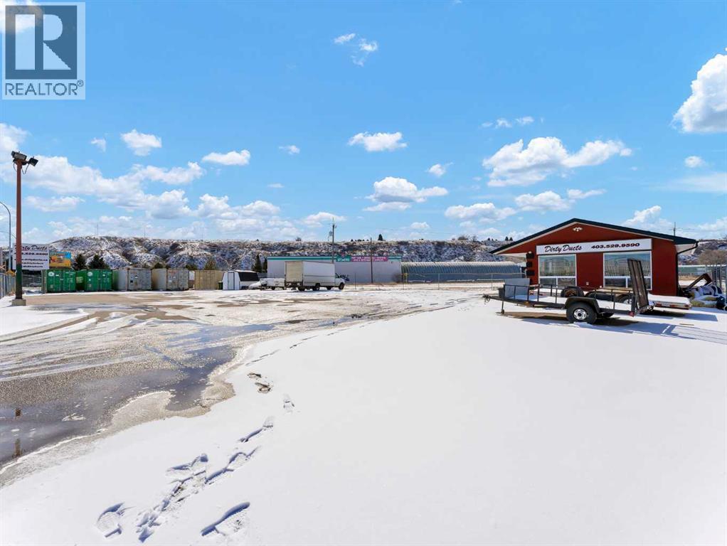 1229 South Railway Street Southeast - Photo 15