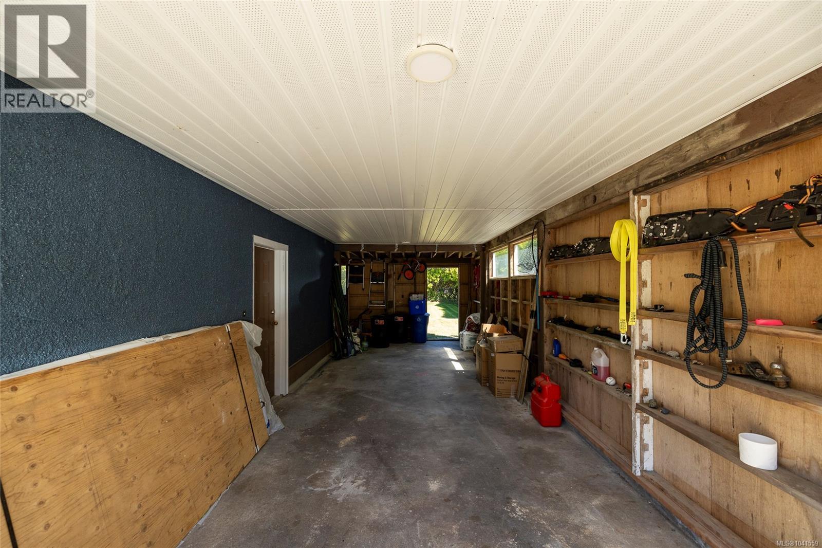 6095 Beaver Harbour Rd - 46