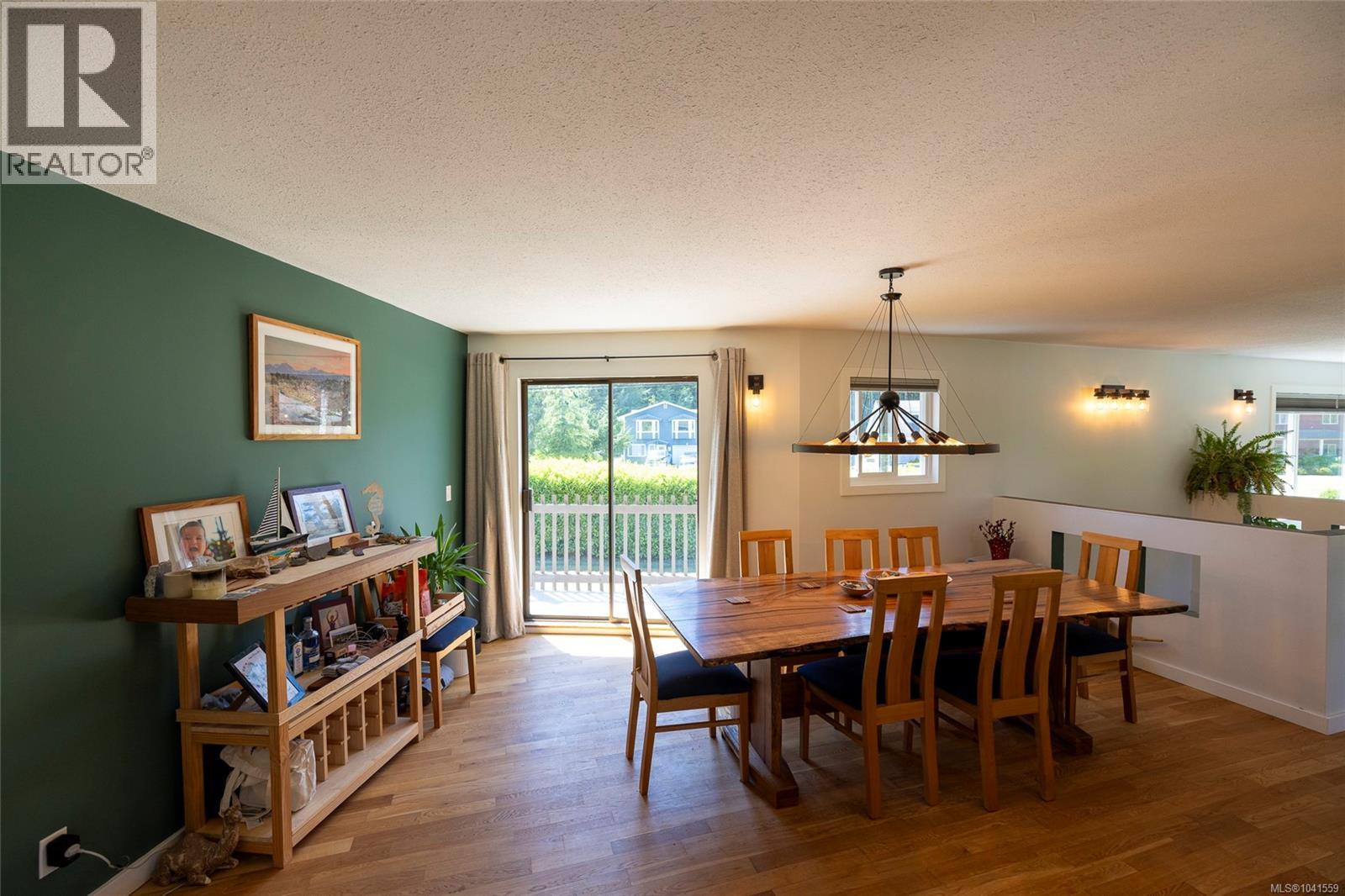 6095 Beaver Harbour Rd - 30