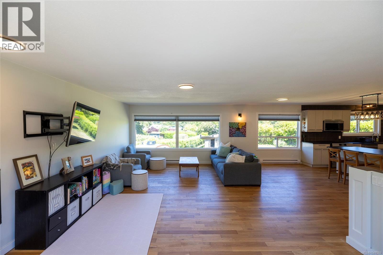 6095 Beaver Harbour Rd - 25