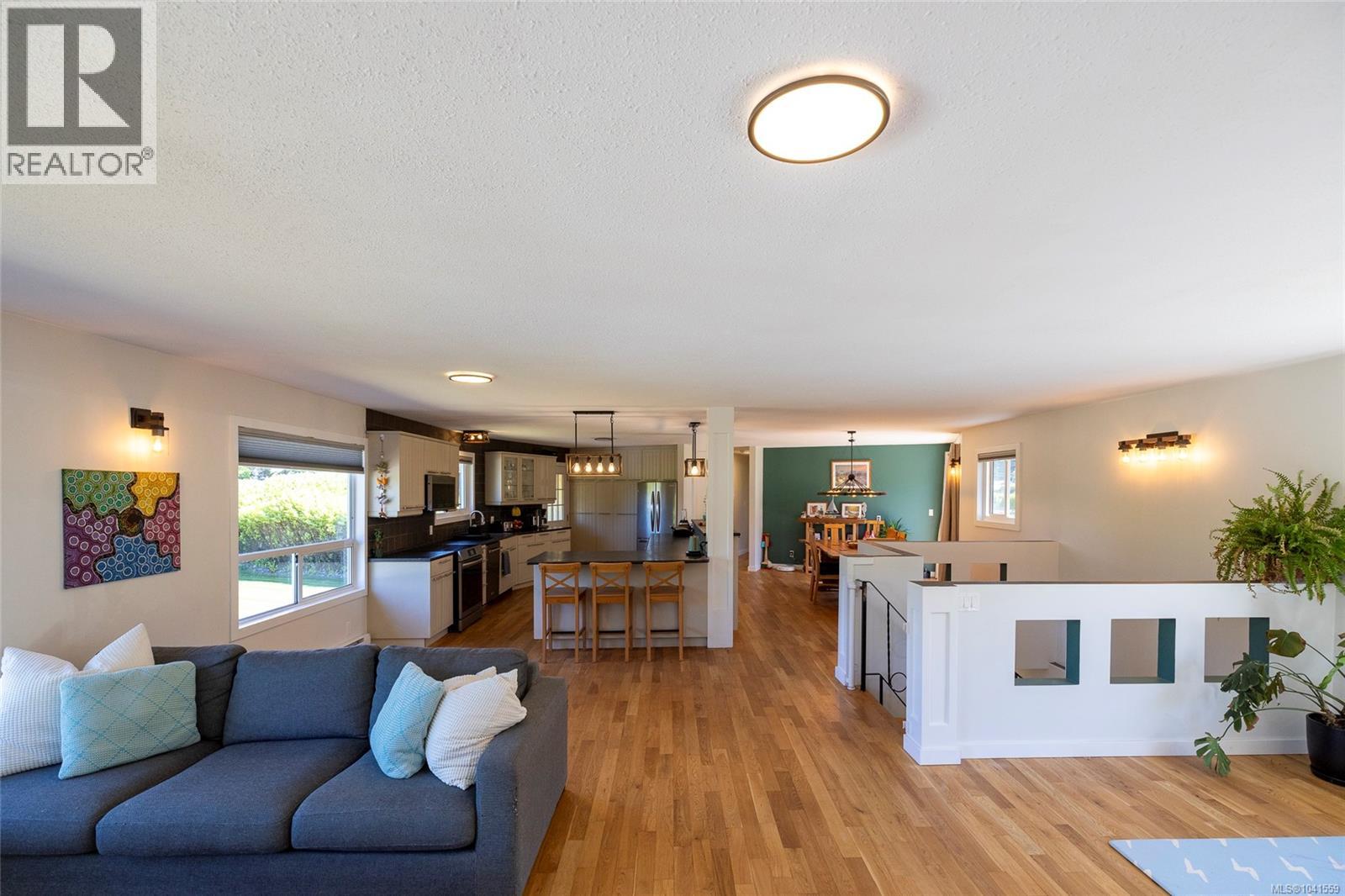 6095 Beaver Harbour Rd - 26