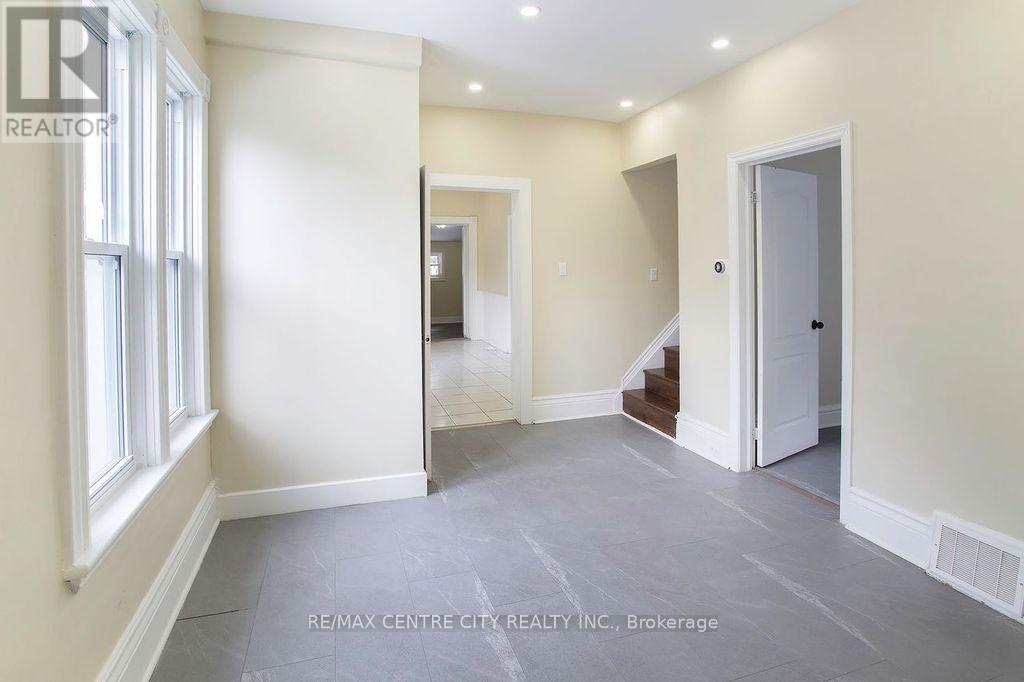 66 ADELAIDE STREET S - 8