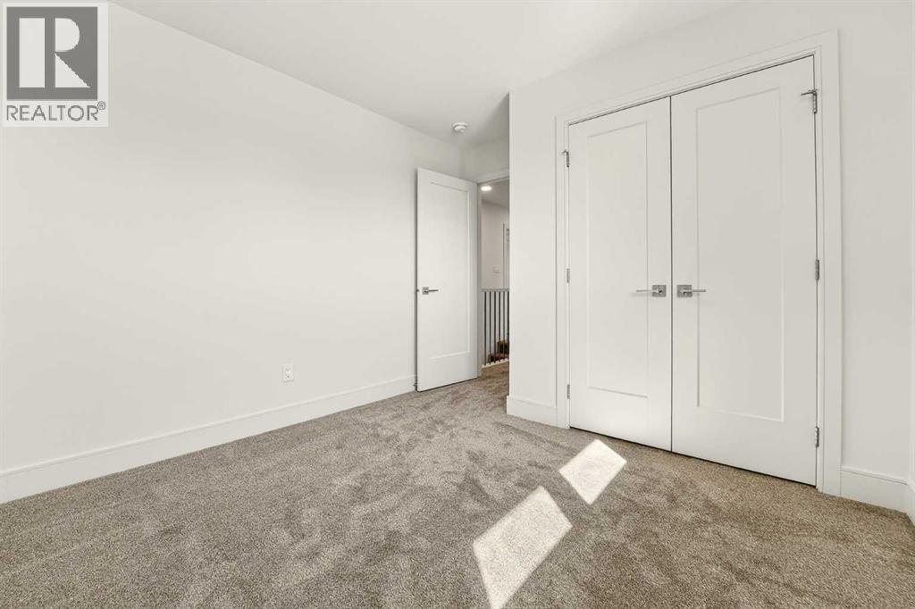 63 Miners Road W - 36