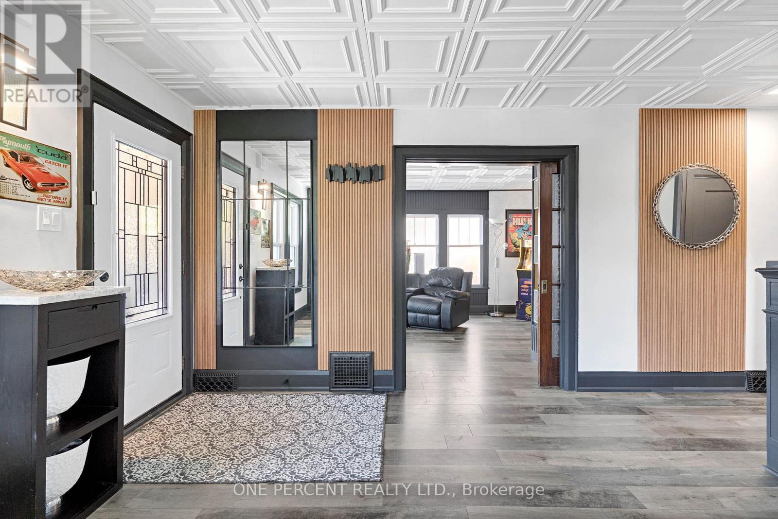 513 KING STREET - 10