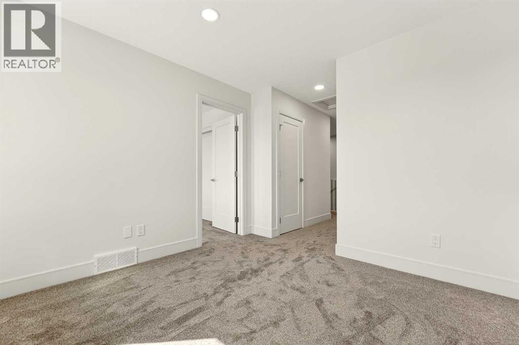 63 Miners Road W - 41