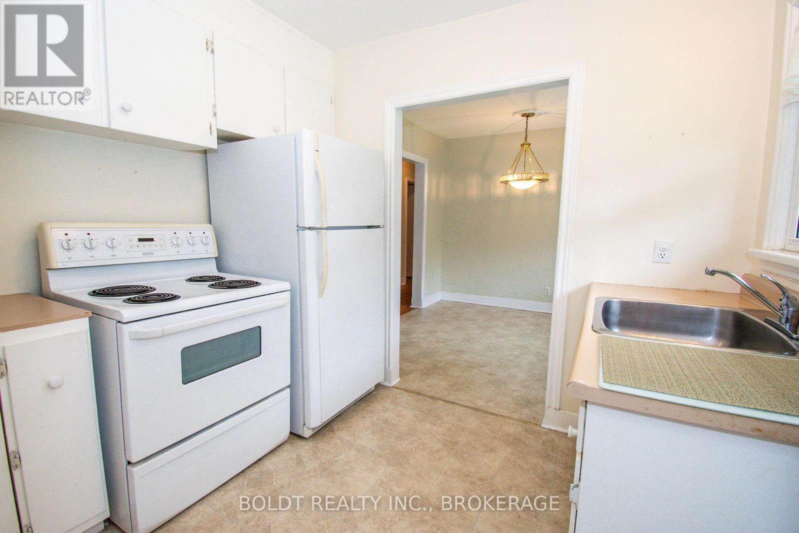 25 ELM RIDGE DRIVE - 10