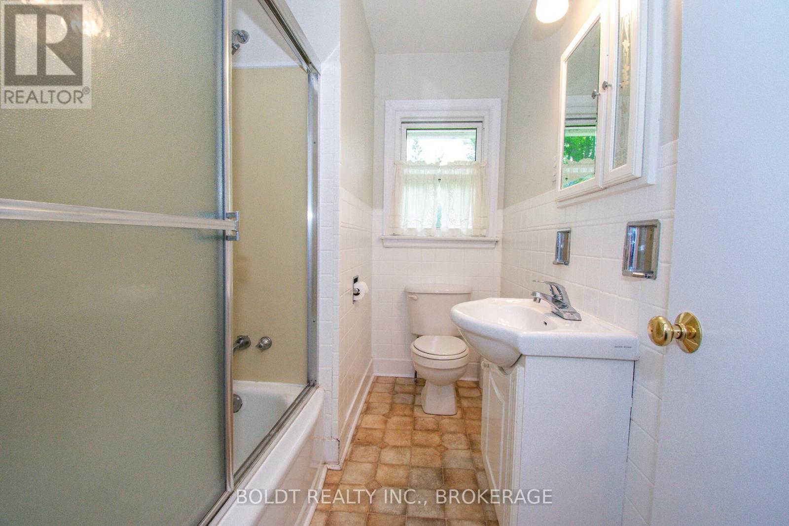 25 ELM RIDGE DRIVE - 15
