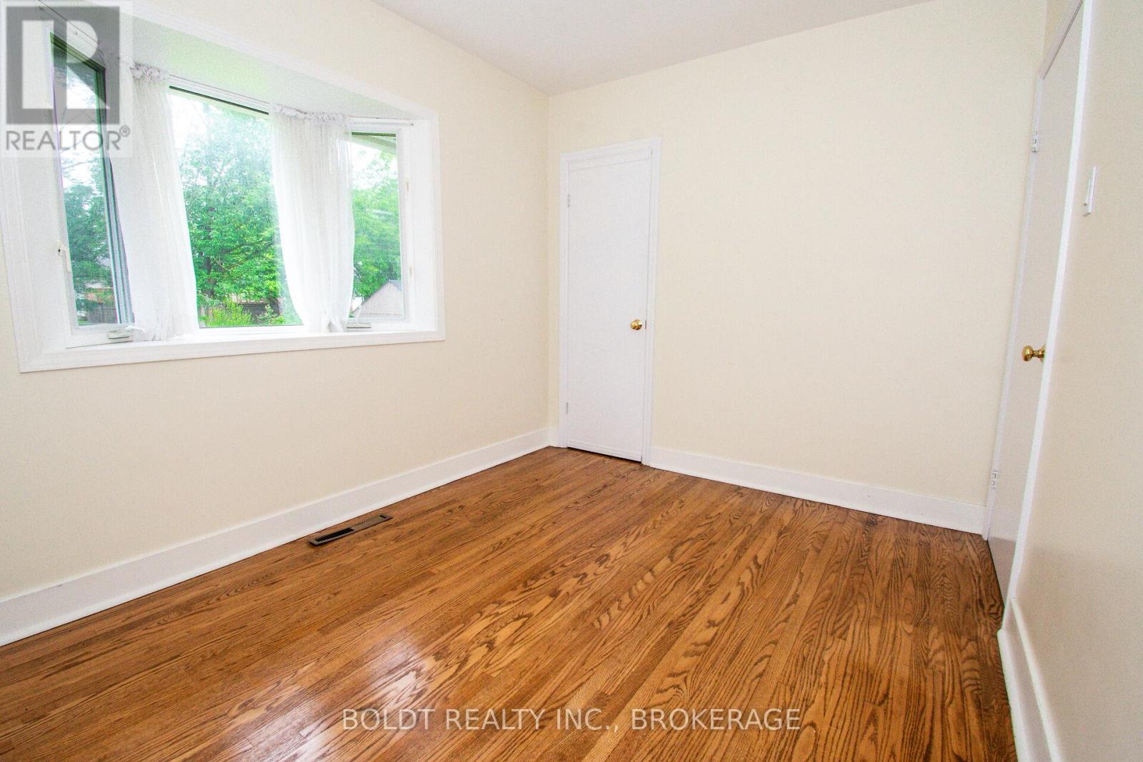 25 ELM RIDGE DRIVE - 19