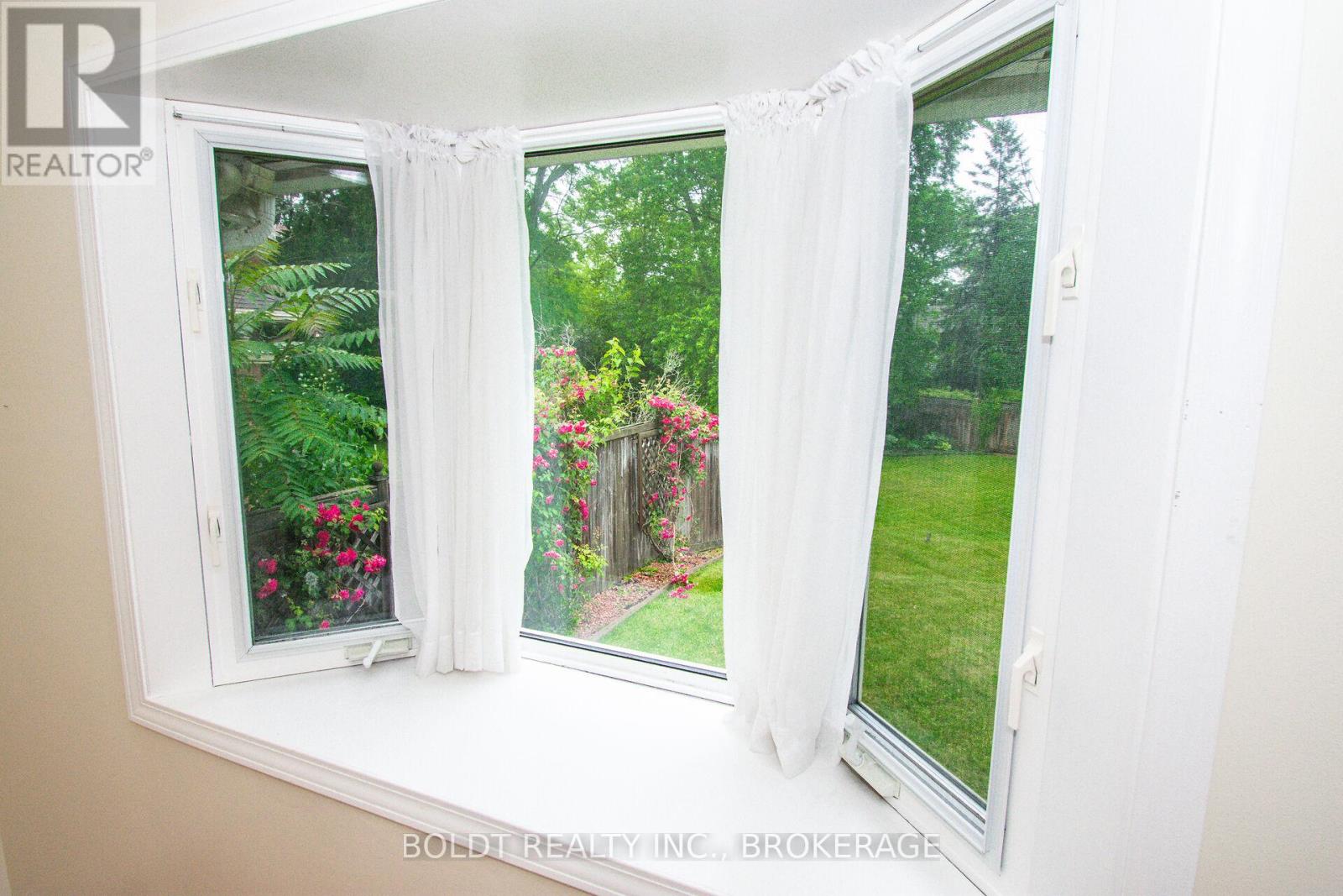 25 ELM RIDGE DRIVE - 20