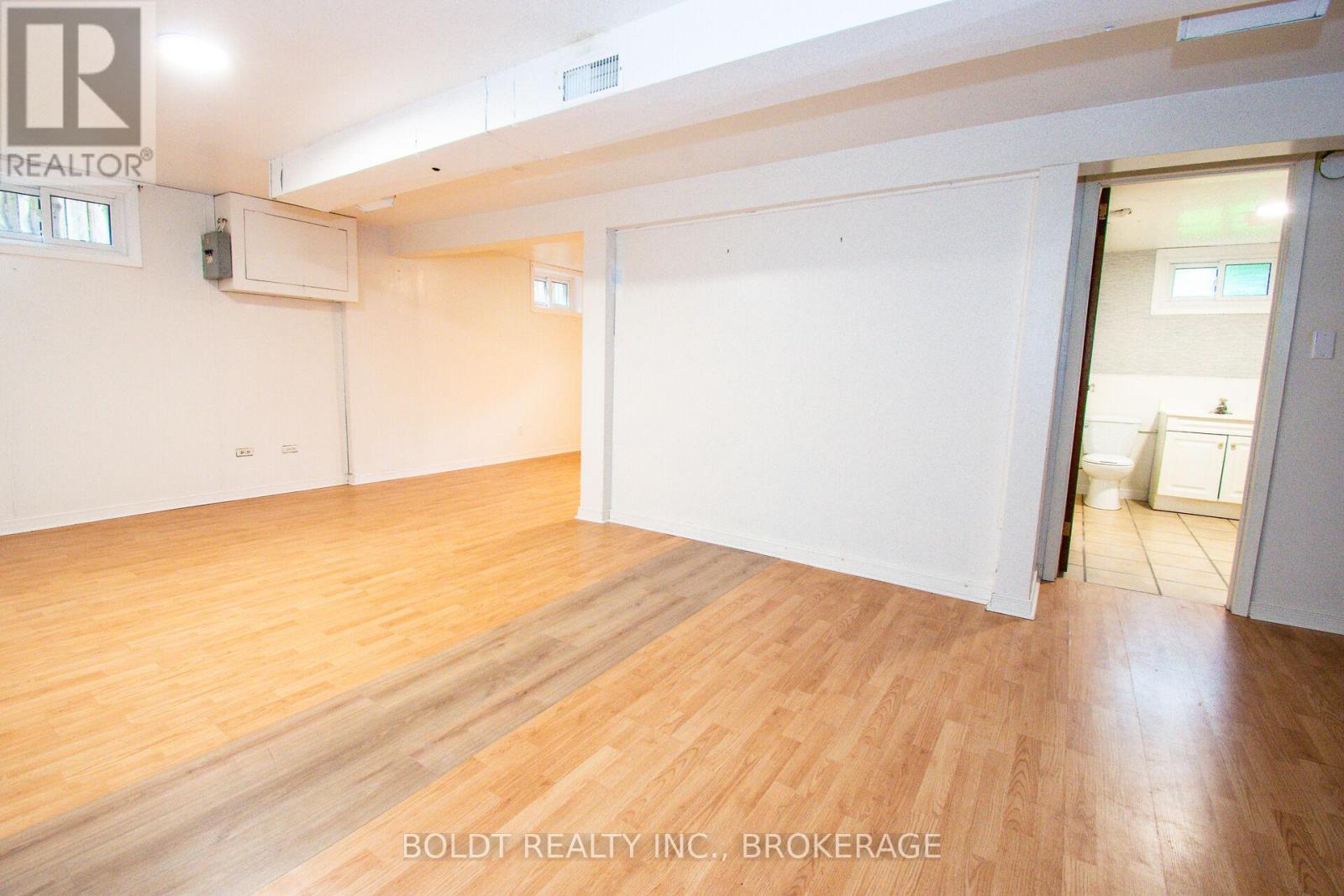 25 ELM RIDGE DRIVE - 23