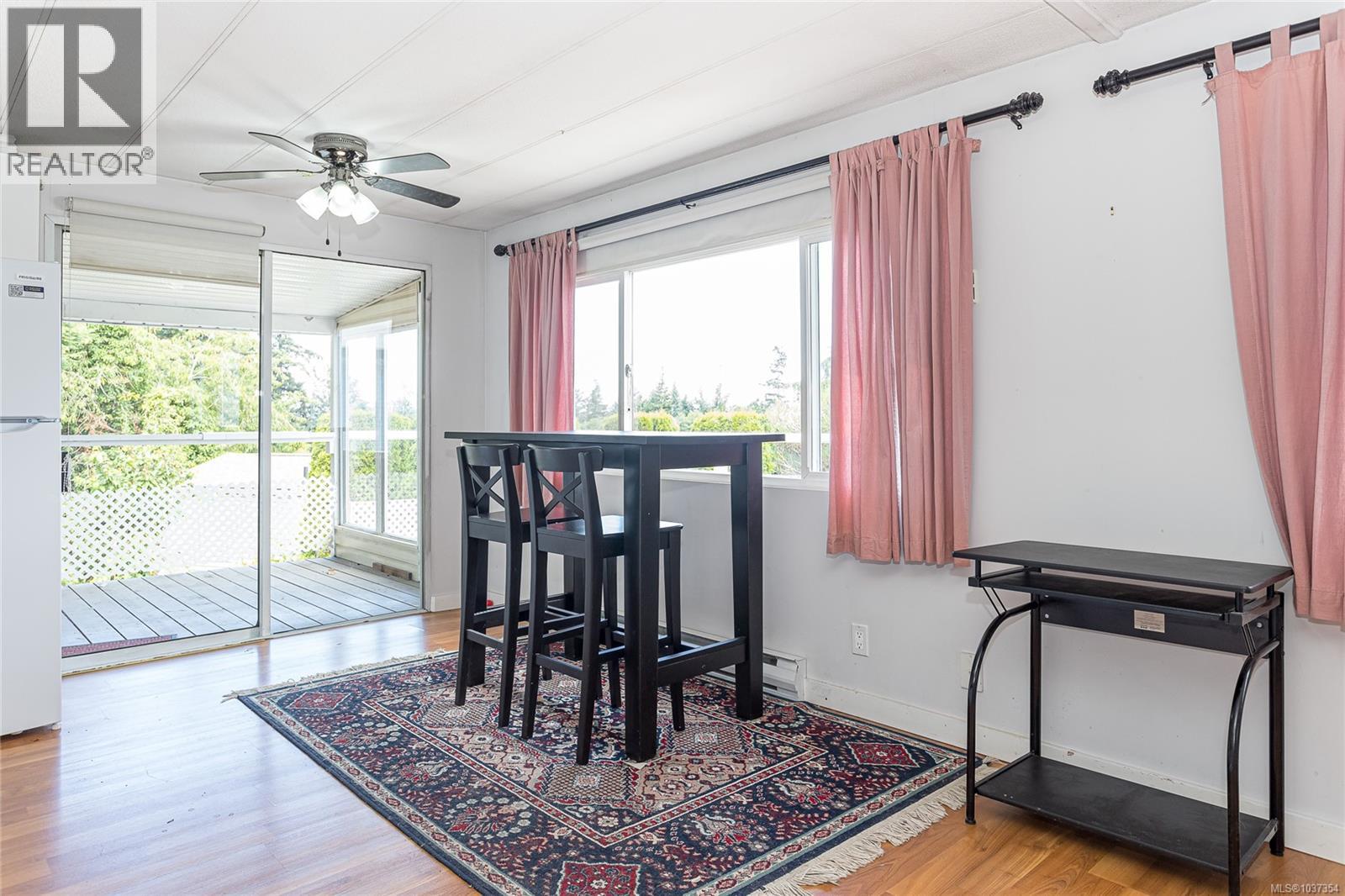 #10 10980 Westdowne Rd - 10