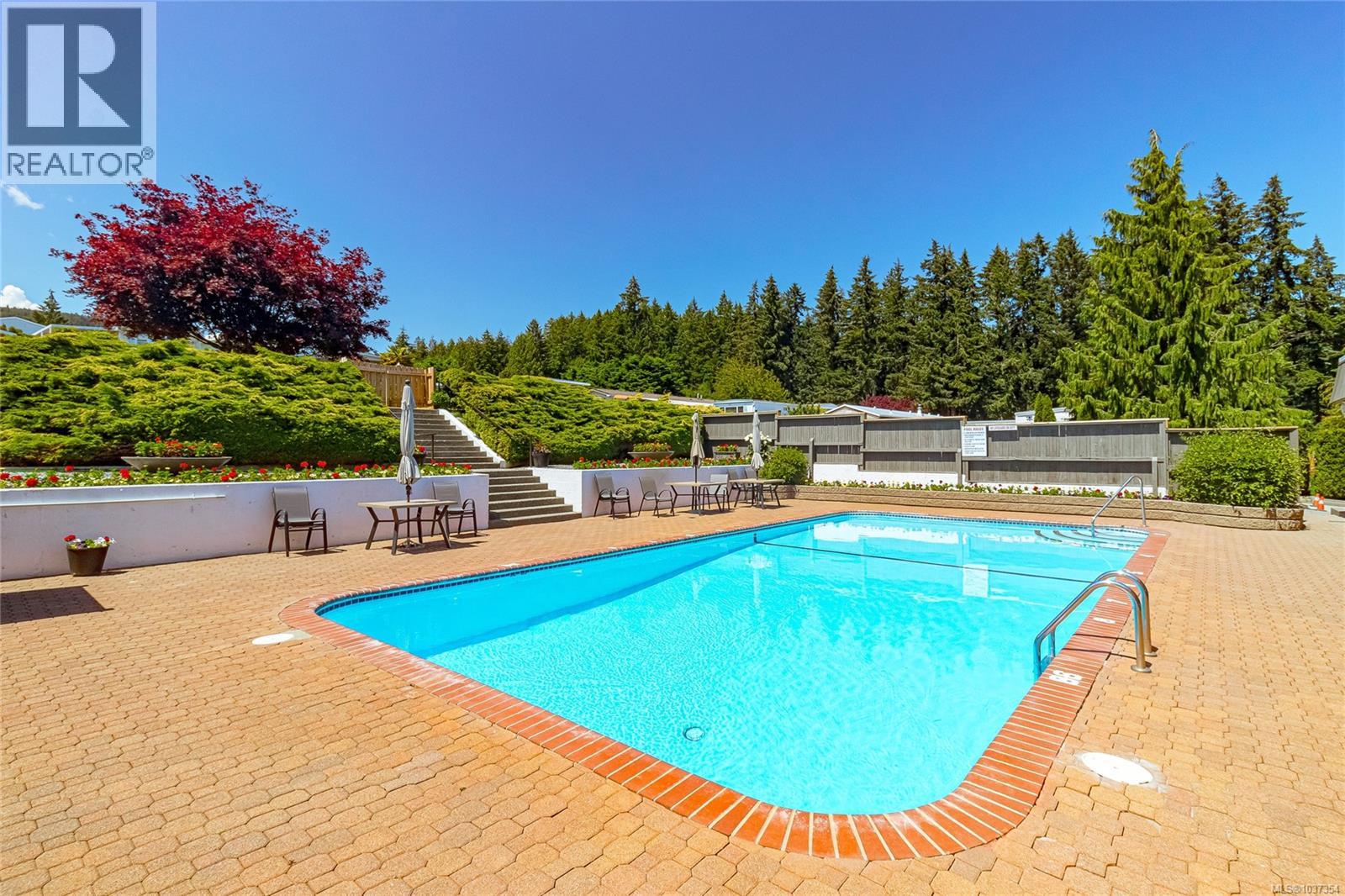 #10 10980 Westdowne Rd - 2