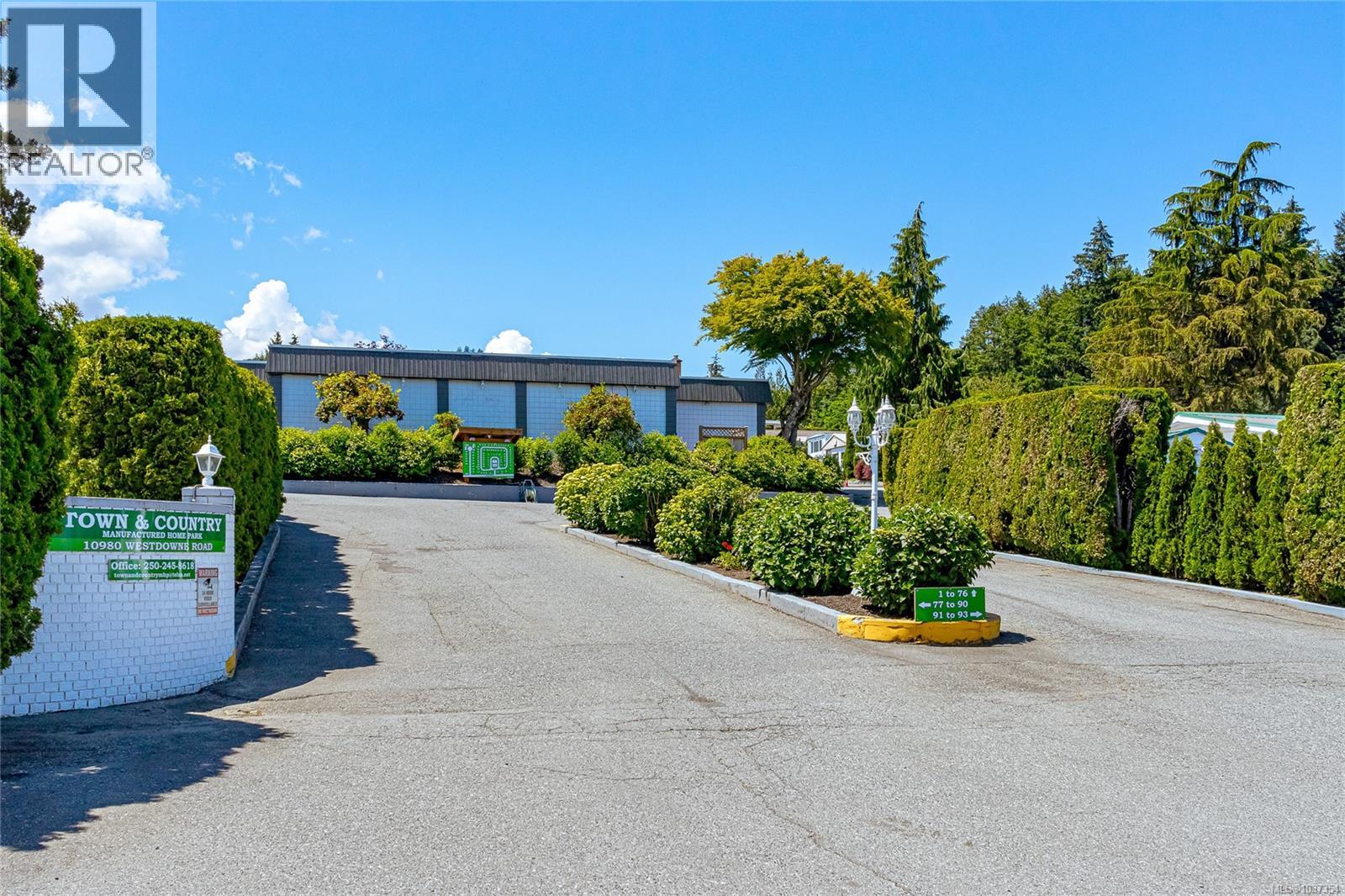 #10 10980 Westdowne Rd - 3