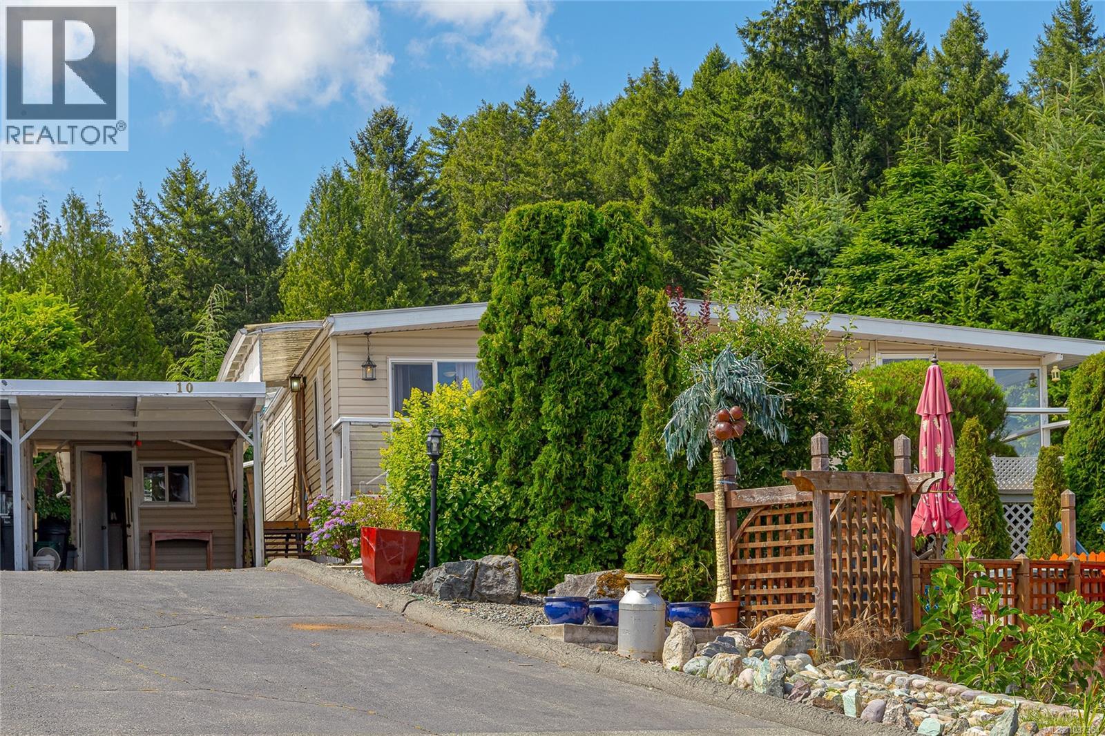 #10 10980 Westdowne Rd - 4