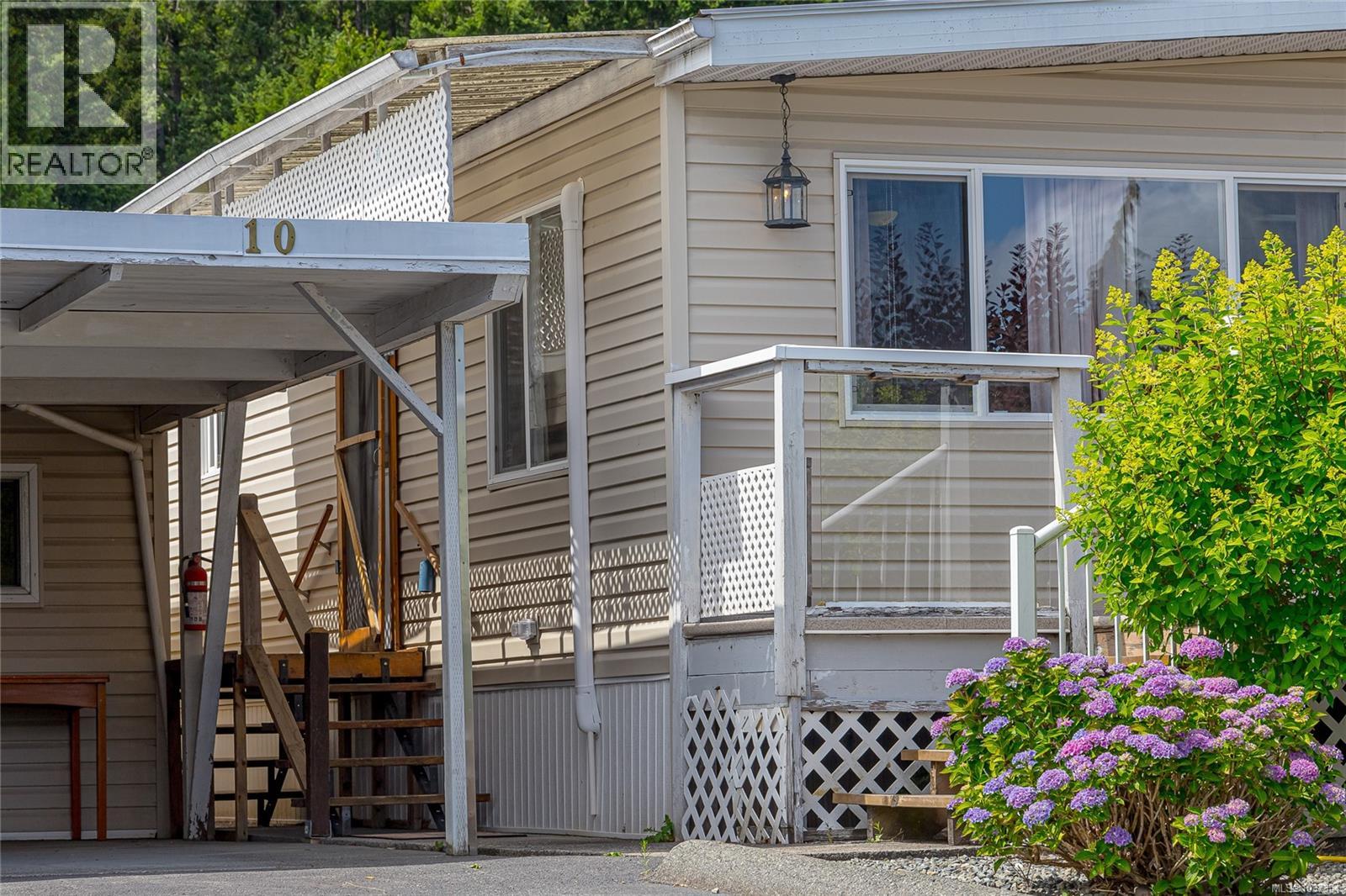 #10 10980 Westdowne Rd - 5