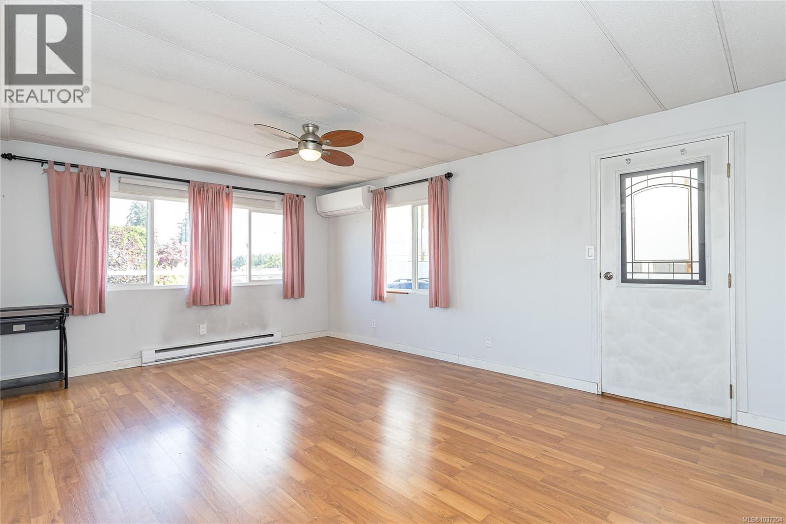 #10 10980 Westdowne Rd - 7