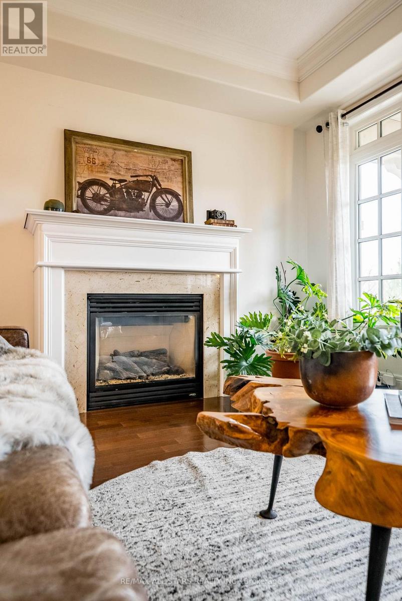 #74 8 FORESTGREEN DRIVE - 8