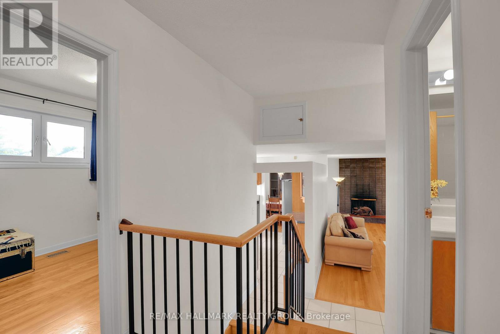 37 LYALL STREET - 16