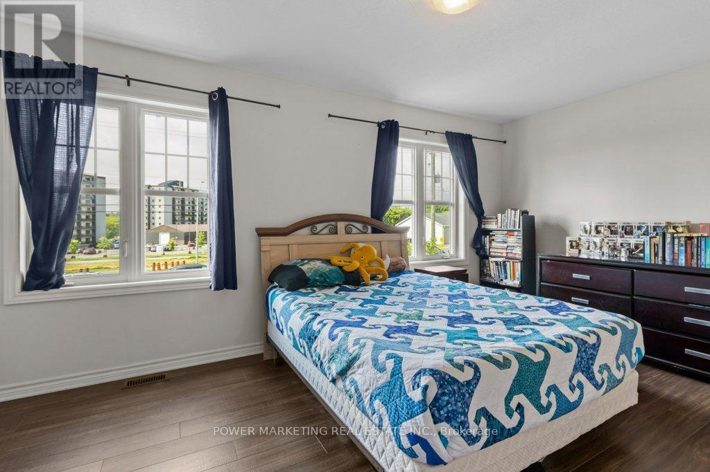 786 NEWMARKET LANE - 14
