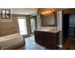 124025 Range Road 214, Picture Butte, AB T0K1V0 Photo 17