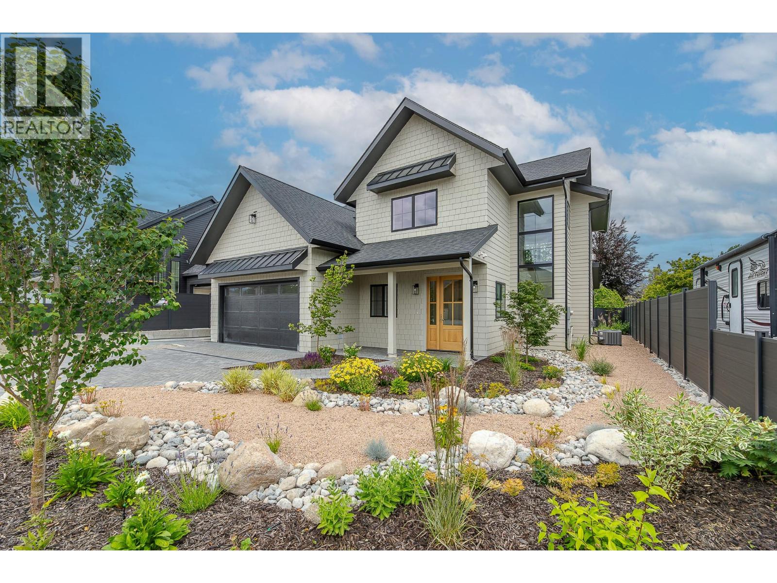 1502 Laidlaw Street, Summerland