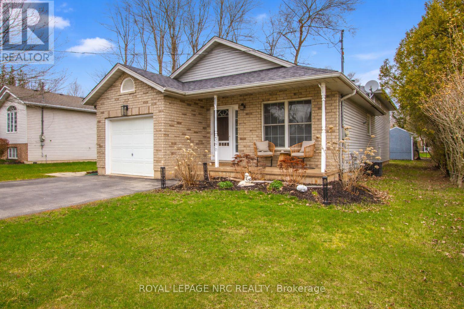 3270 POPLAR AVENUE - 3
