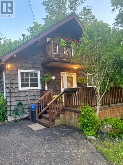 4882 MAPLEVIEW CRESCENT - 43