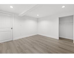 1593 Stevens Street, White Rock, BC V4B4Y4 Photo 32