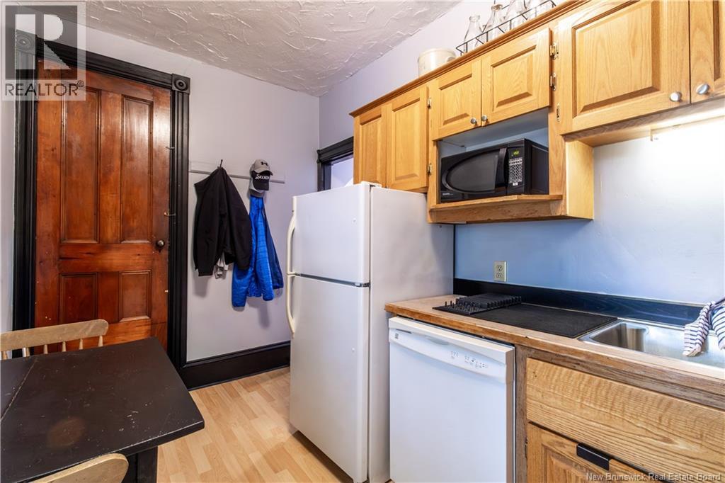 681 Main Street - Image 30