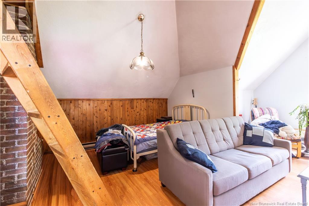 681 Main Street - 35