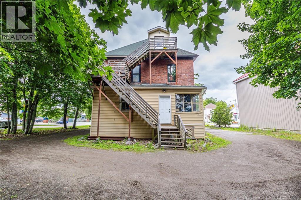 681 Main Street - 42