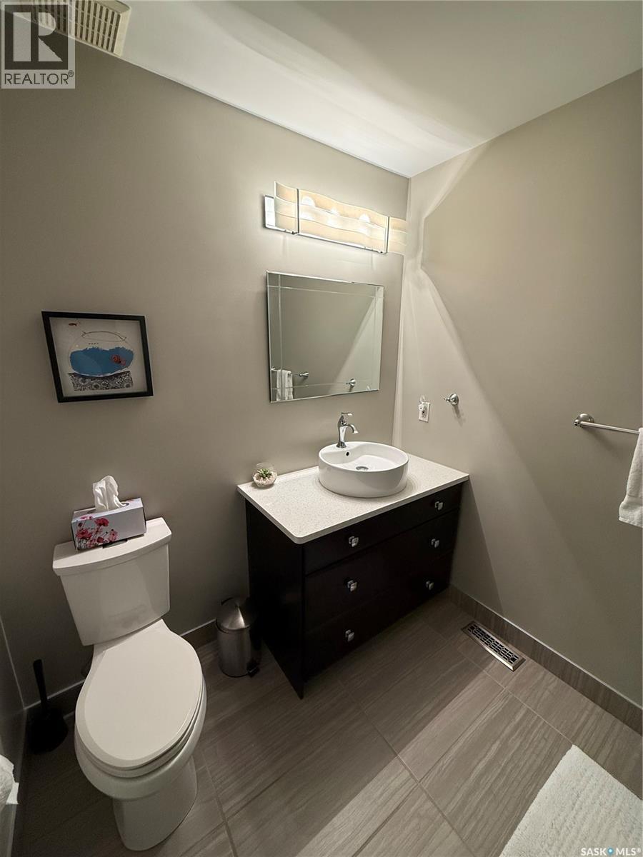 302 Watson CRESCENT — photo 22