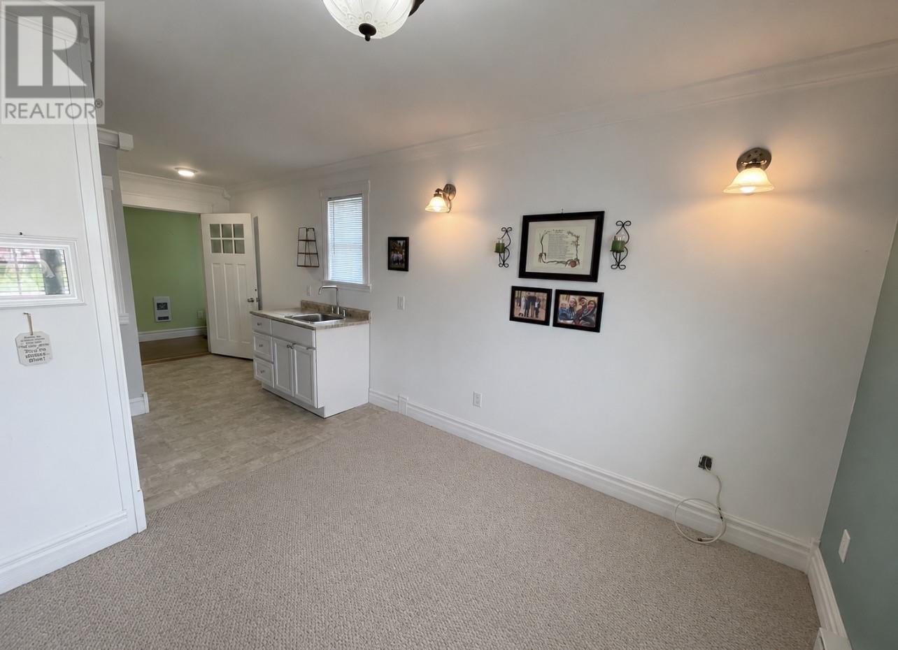 18 Mulrooney Avenue - 25