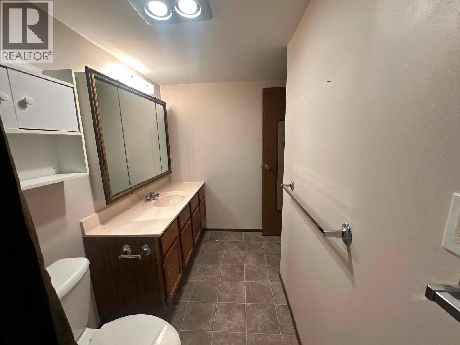 #105 620 Second Street - 11