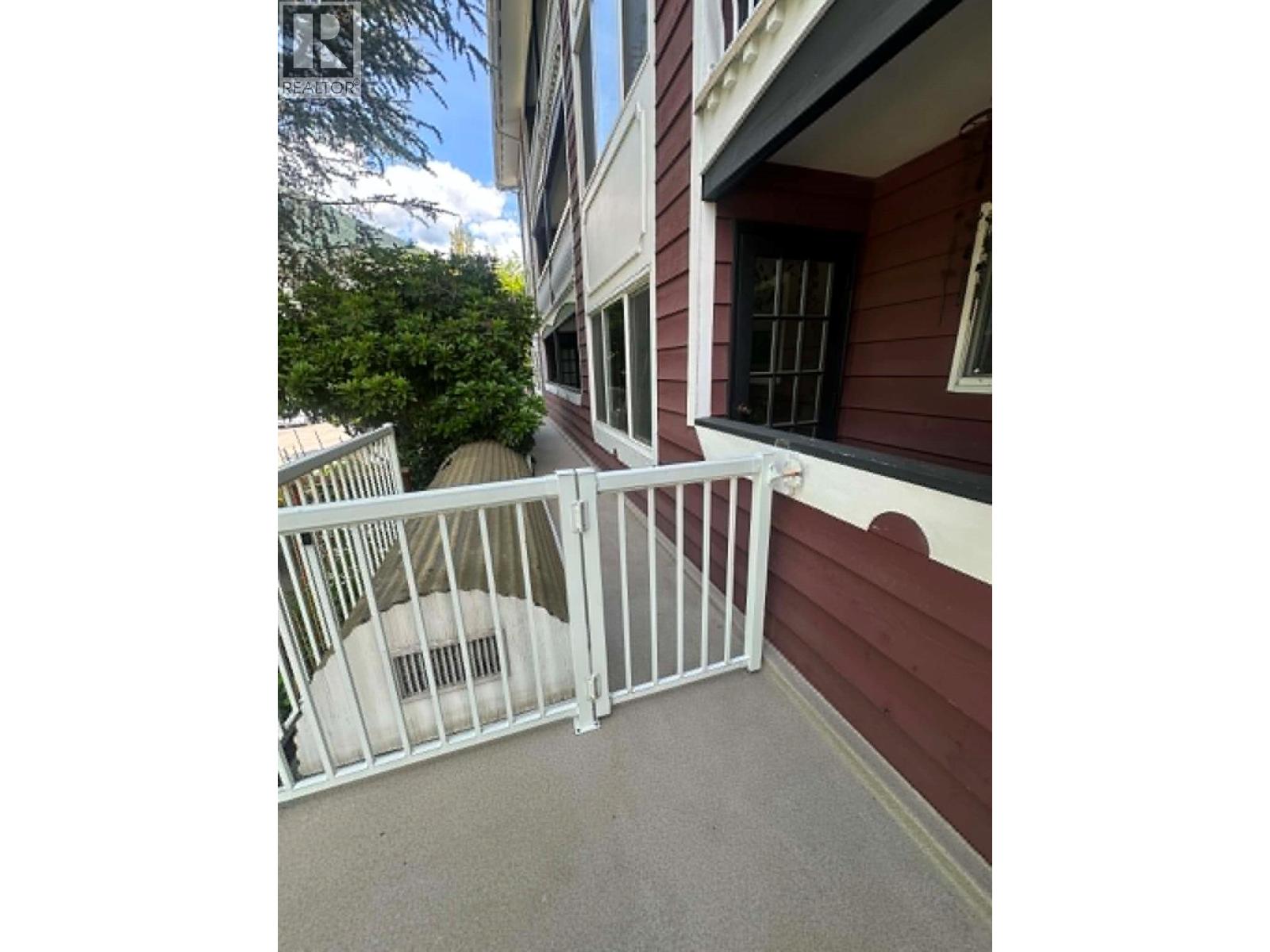 #105 620 Second Street - 22