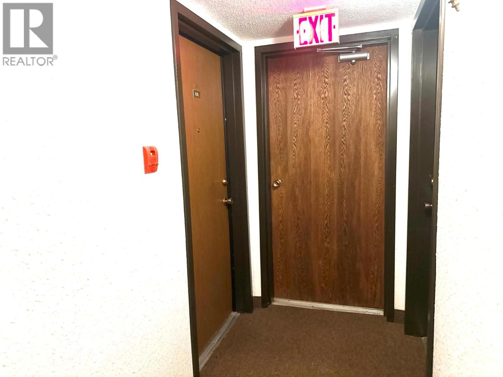 #105 620 Second Street - 23