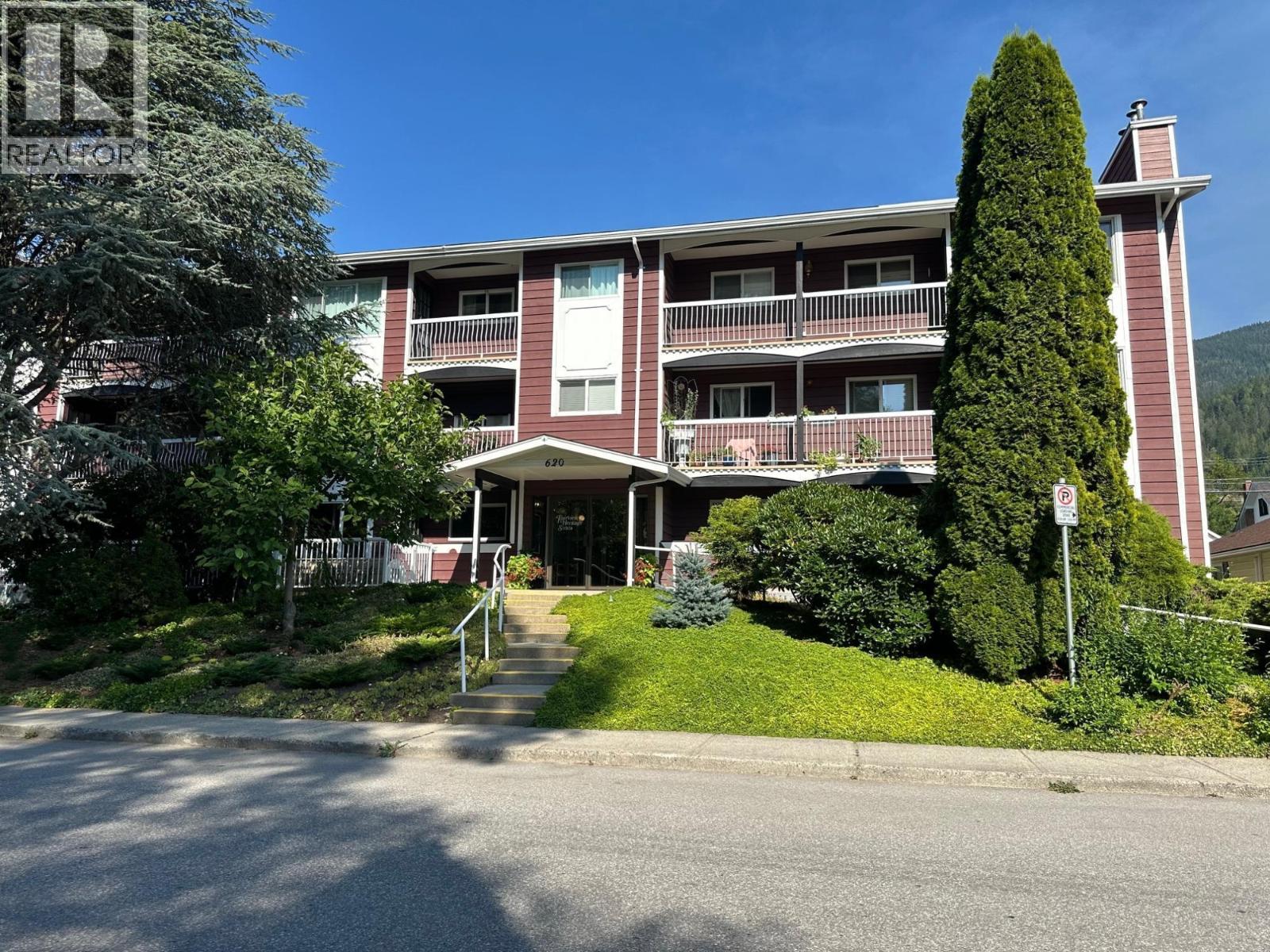 #105 620 Second Street - 1
