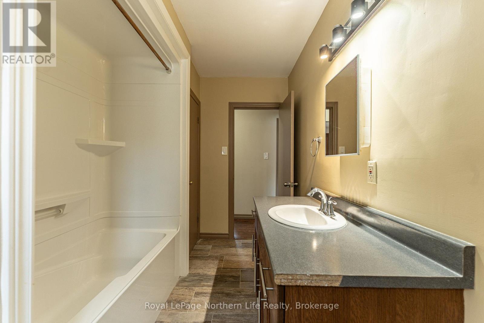 745 MORIN STREET - 14