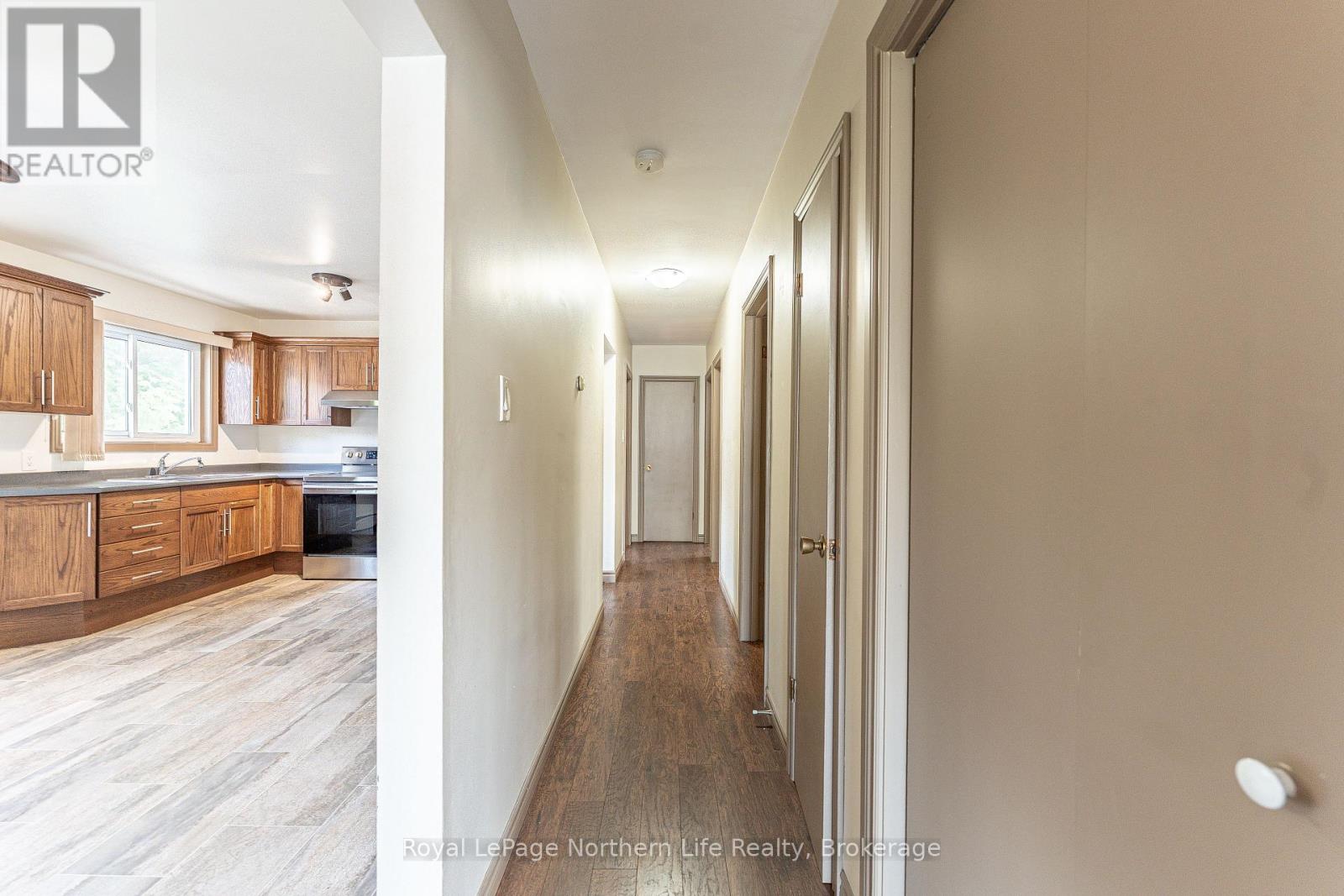 745 MORIN STREET - 5