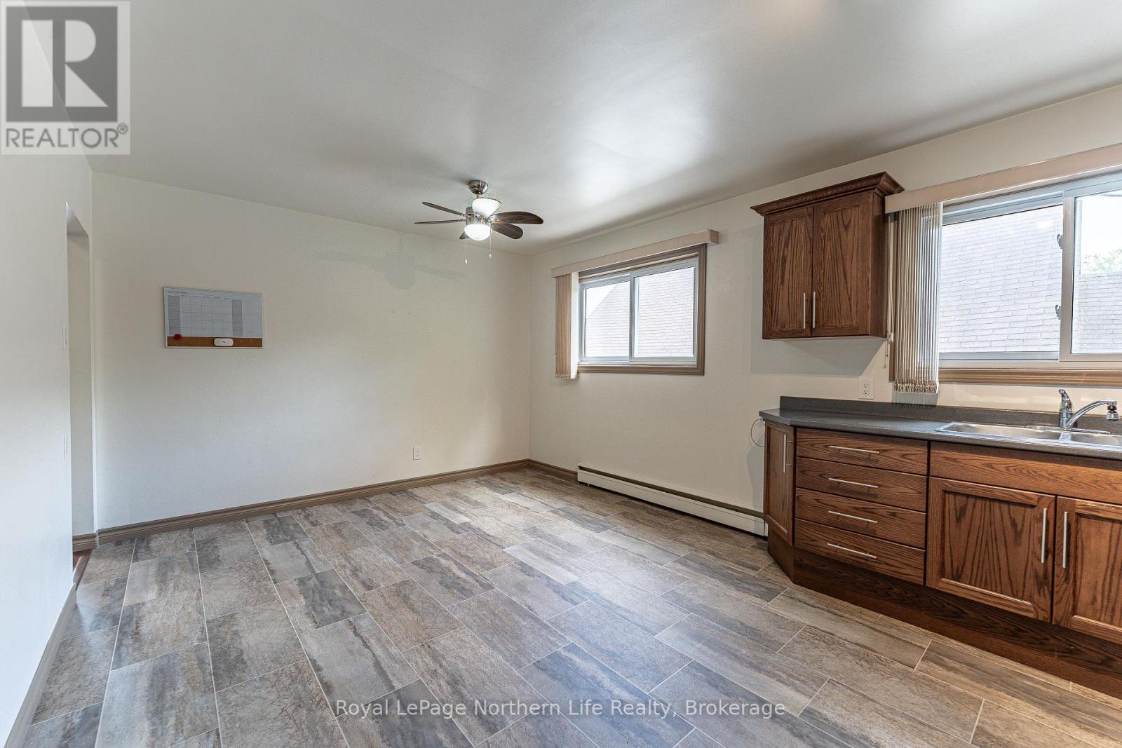 745 MORIN STREET - 8