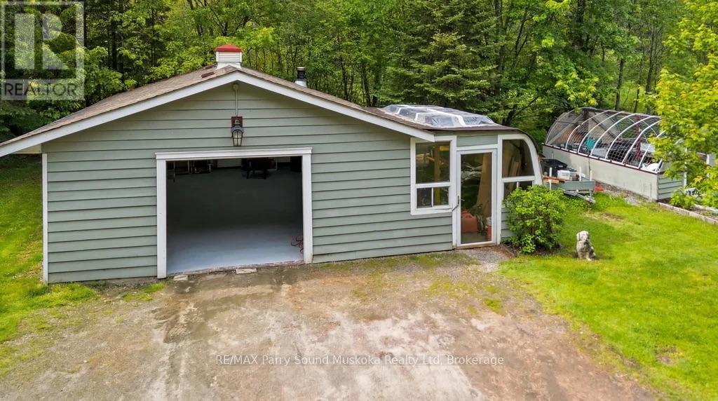 49 MAPLE STREET - 13