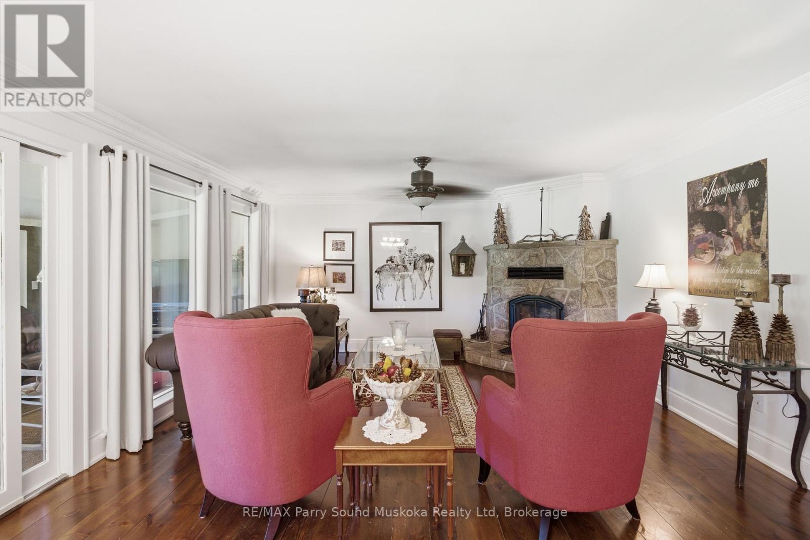 49 MAPLE STREET - 18